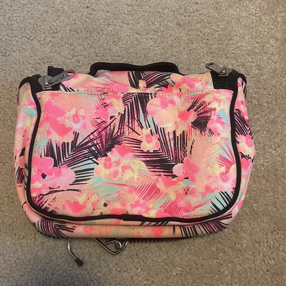 Victoria’s secret Pink Hanging Toiletry / Makeup Bag for travel - Picture 4 of 6